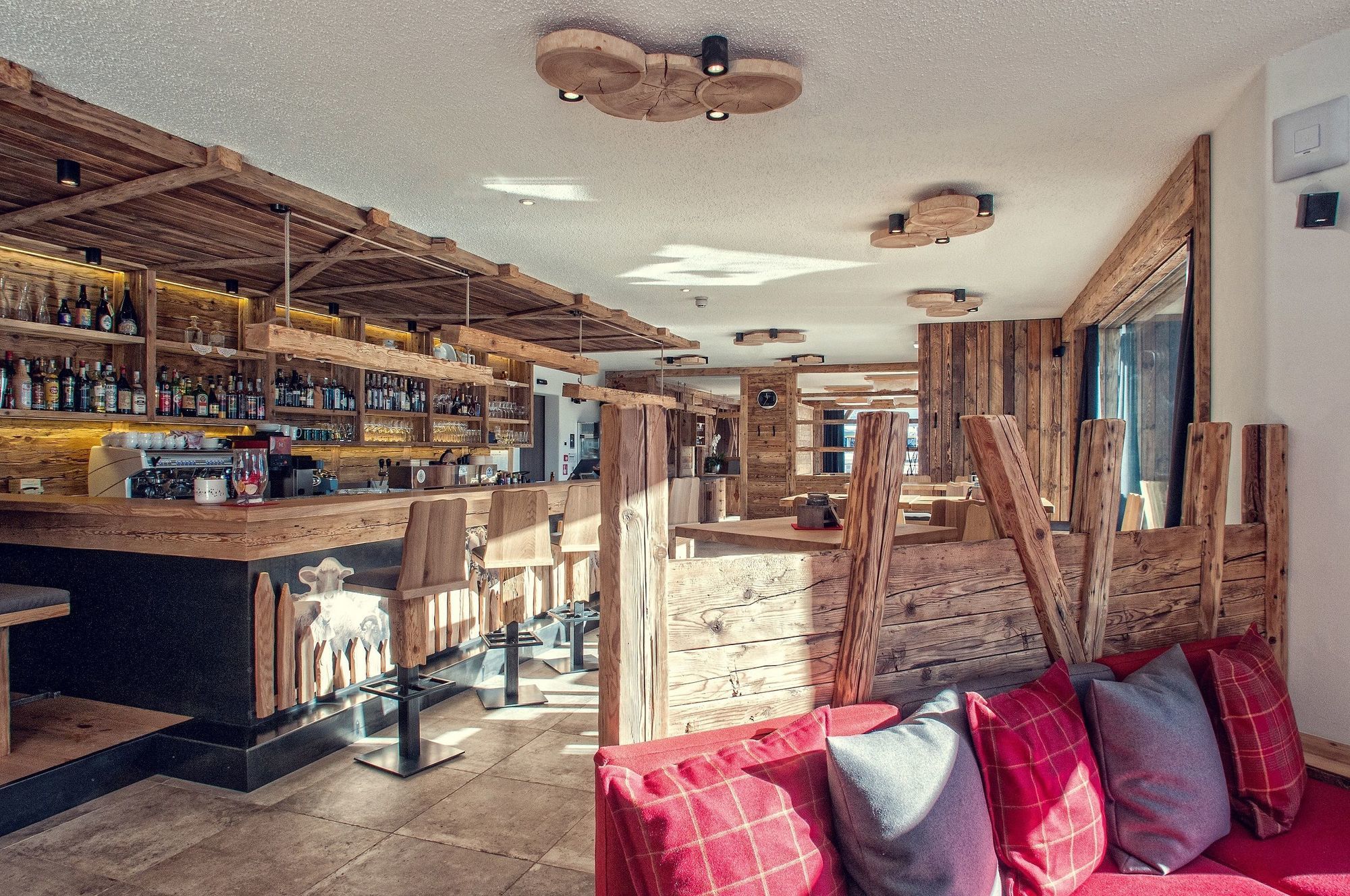 Alpine Hotel Gran Foda' San Vigilio Di Marebbe Restaurant photo