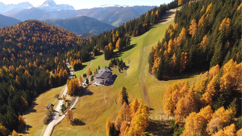 Alpine Hotel Gran Foda' San Vigilio Di Marebbe Exterior photo